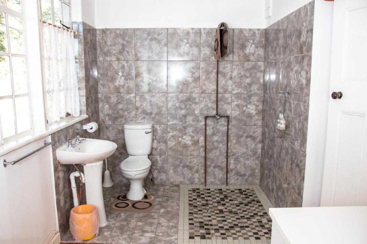 Jennis Place Graaff-Reinet Extérieur photo